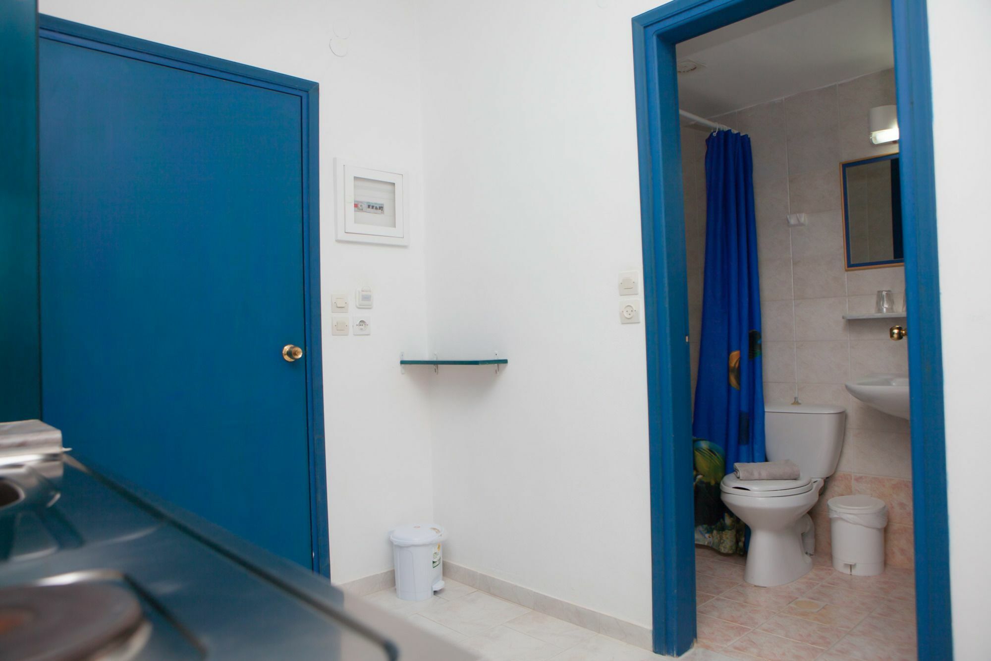 Vardes Hotel Studios Амупи Экстерьер фото